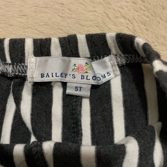 Toddler girls knit bell bottoms - Picture 2 of 2